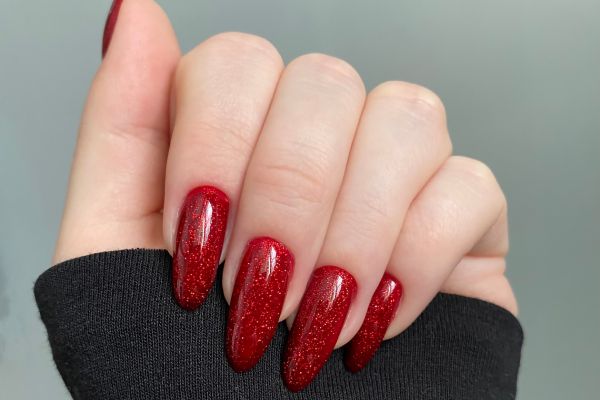 Long Nails & Piano Playing: A Love Story That Wasn’t Meant to Be
